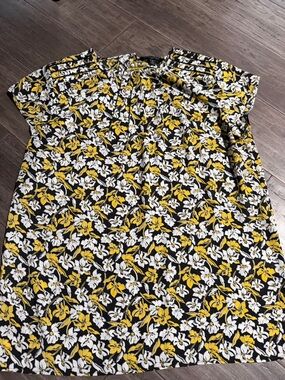 Banana Republic Black Yellow White Floral Short Sleeve Blouse